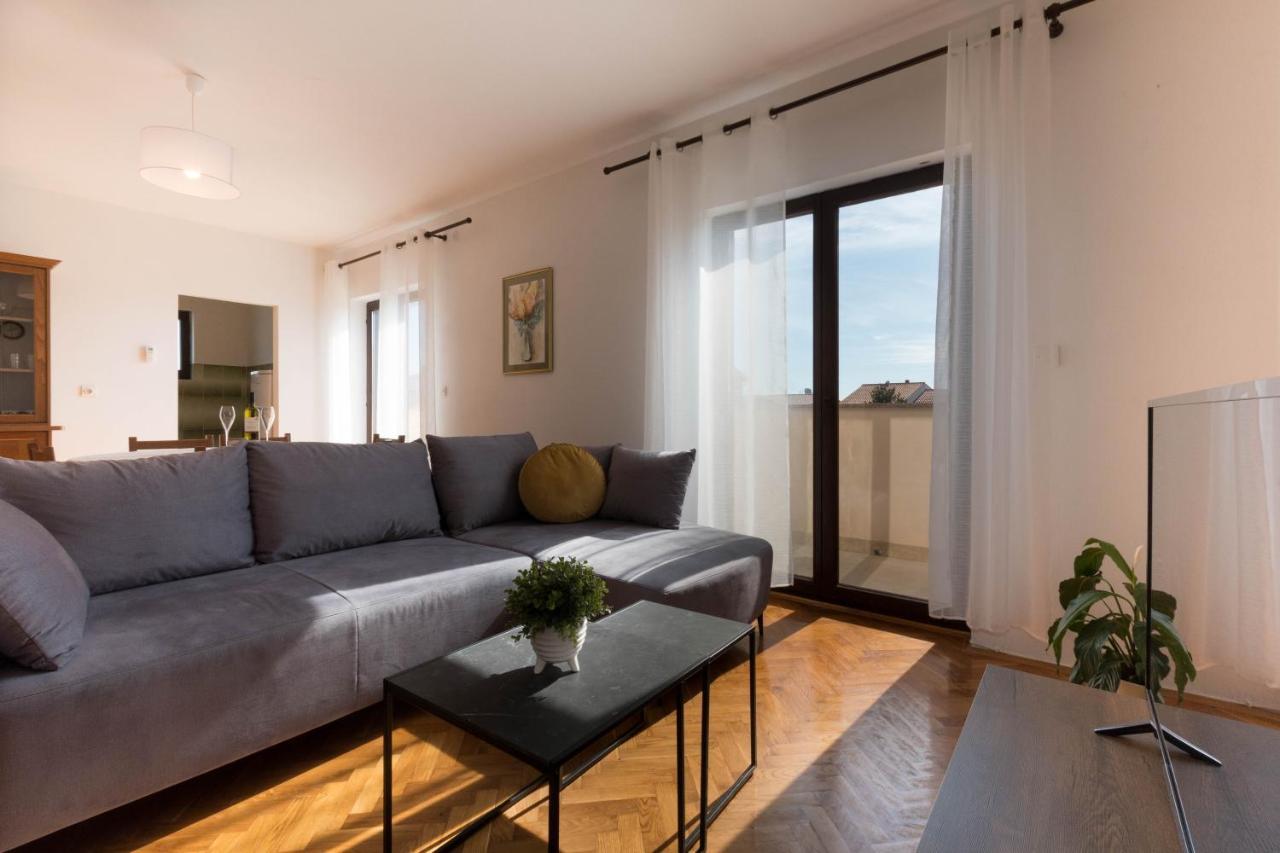 Mia Apartments מדולין מראה חיצוני תמונה